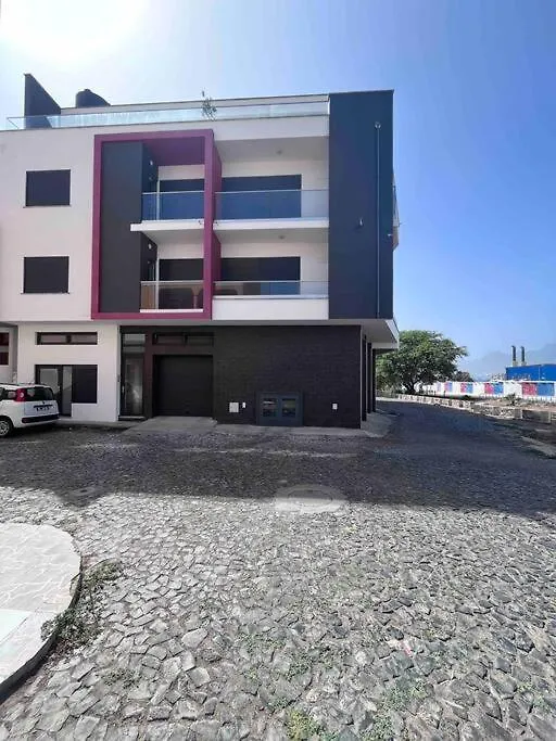Bliss Apartments T0 - Maria Mindelo
